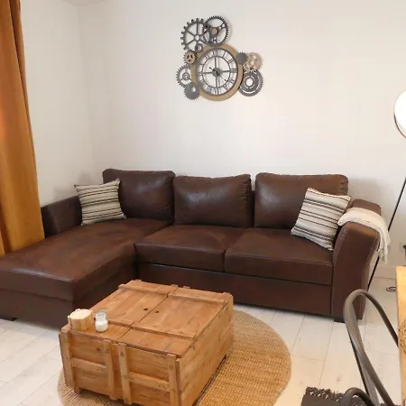 Bright Modern, Near Center And 10 Min From Beaches * ברסט