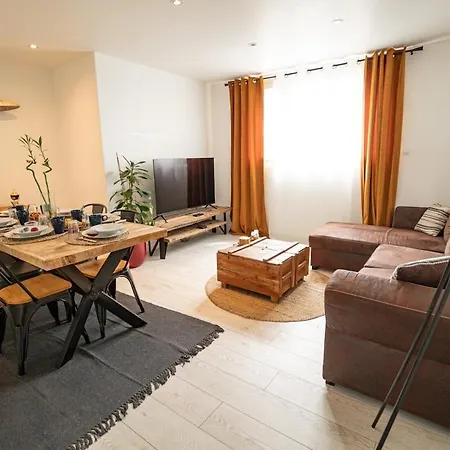 דירה Bright Modern, Near Center And 10 Min From Beaches *