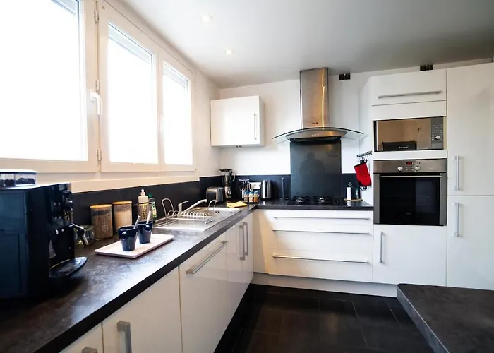 Bright Modern, Near Center And 10 Min From Beaches * Brest