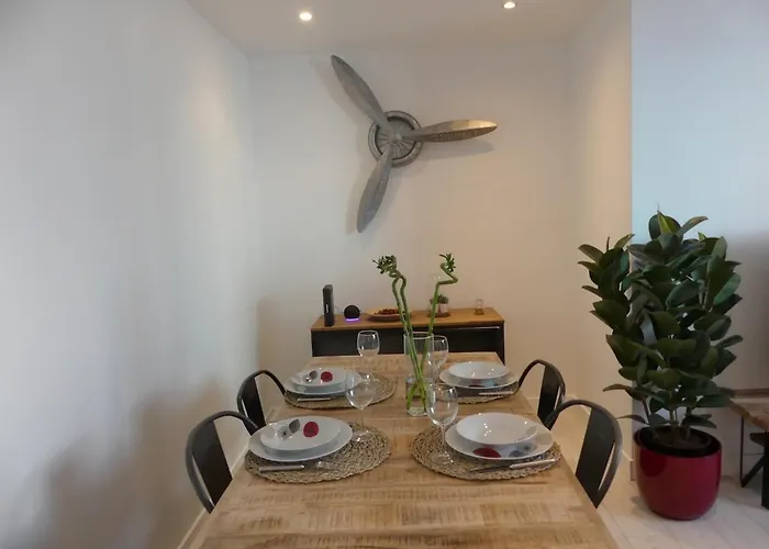 Apartmán Bright Modern, Near Center And 10 Min From Beaches