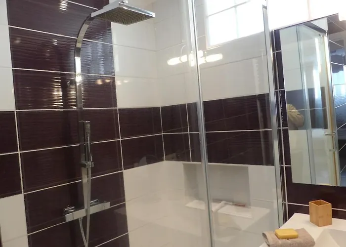 公寓 Bright Modern, Near Center And 10 Min From Beaches *