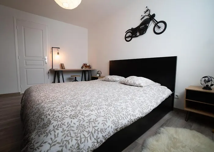 Bright Modern, Near Center And 10 Min From Beaches *