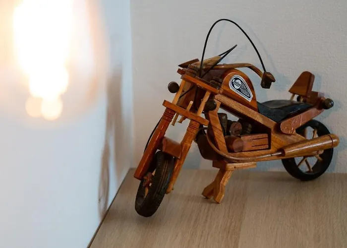 Bright Modern, Near Center And 10 Min From Beaches 布雷斯特